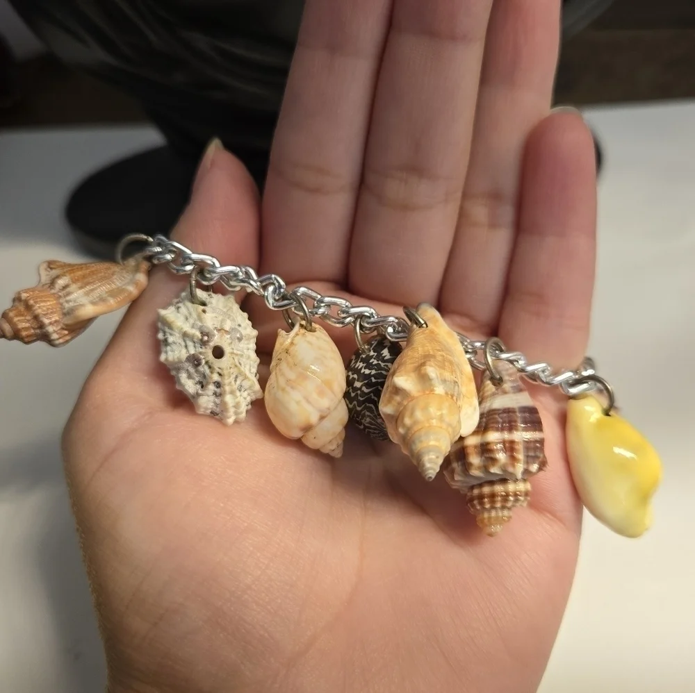 Various seashell charms bracelet